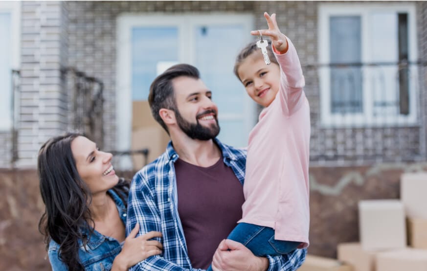 Real estate agent discussing radon testing with home buyers